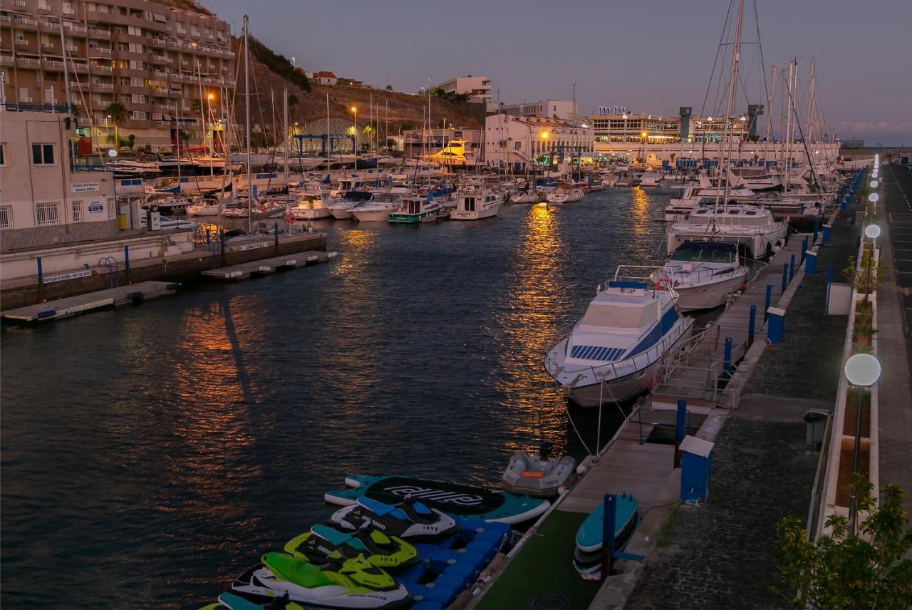Ferienwohnung Radazul Marina Seafront 5 Exterior foto
